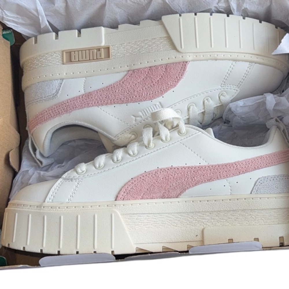 Puma Women's Mayze Thrifted Warm White Sneakers